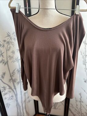 Banana Republic Ribbed Off-Shoulder Bodysuit — Chocolate Brown